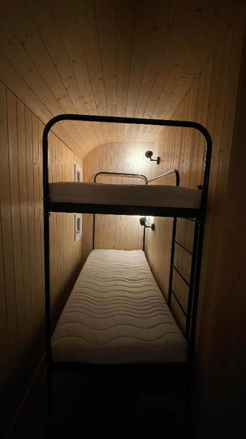 Glamping - Stylova Maringotka V Srdci Ladova Kraje, Pobliz Hlavniho Mesta Prahy Stribrna Skalice Dış mekan fotoğraf